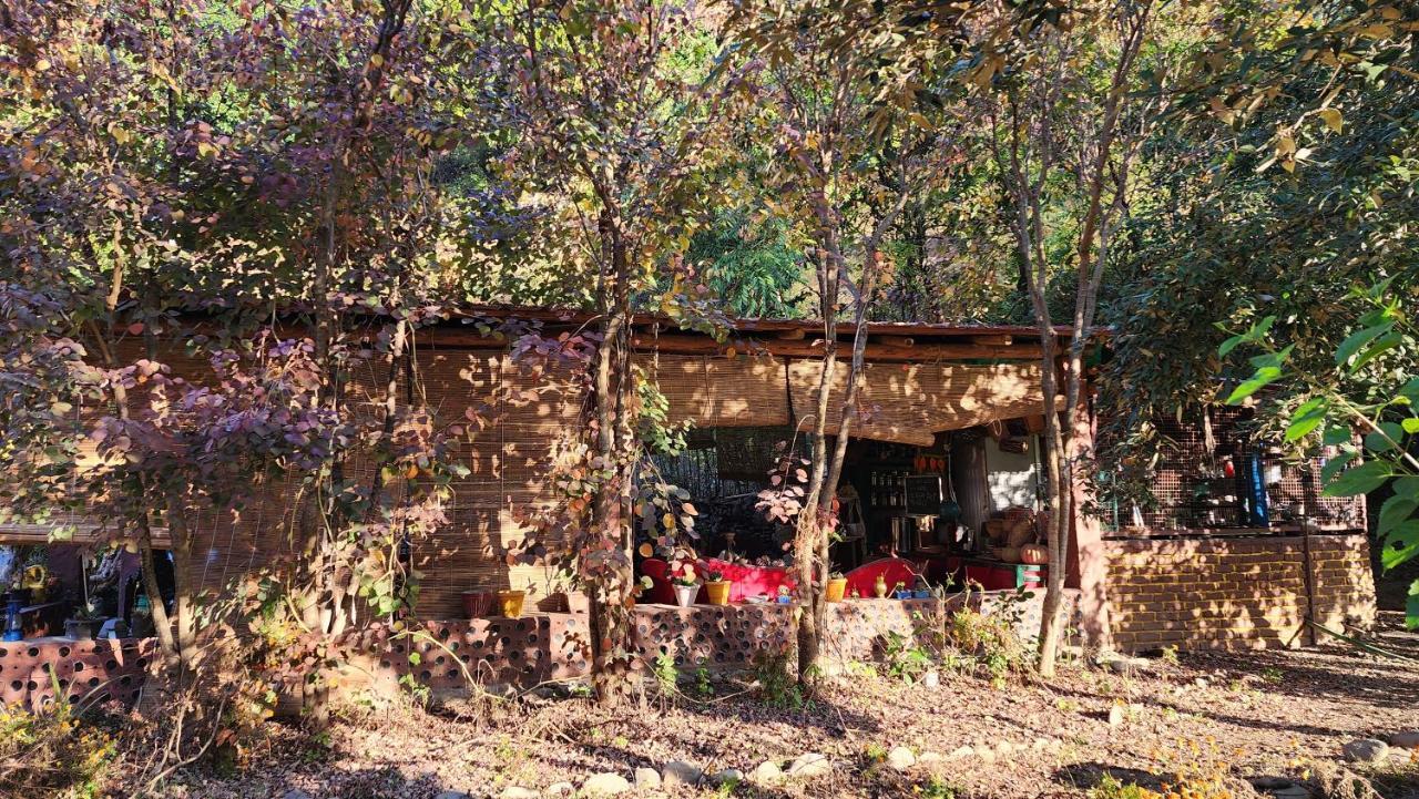 Hobo Huts By The Riverside Panuanaula Exterior foto