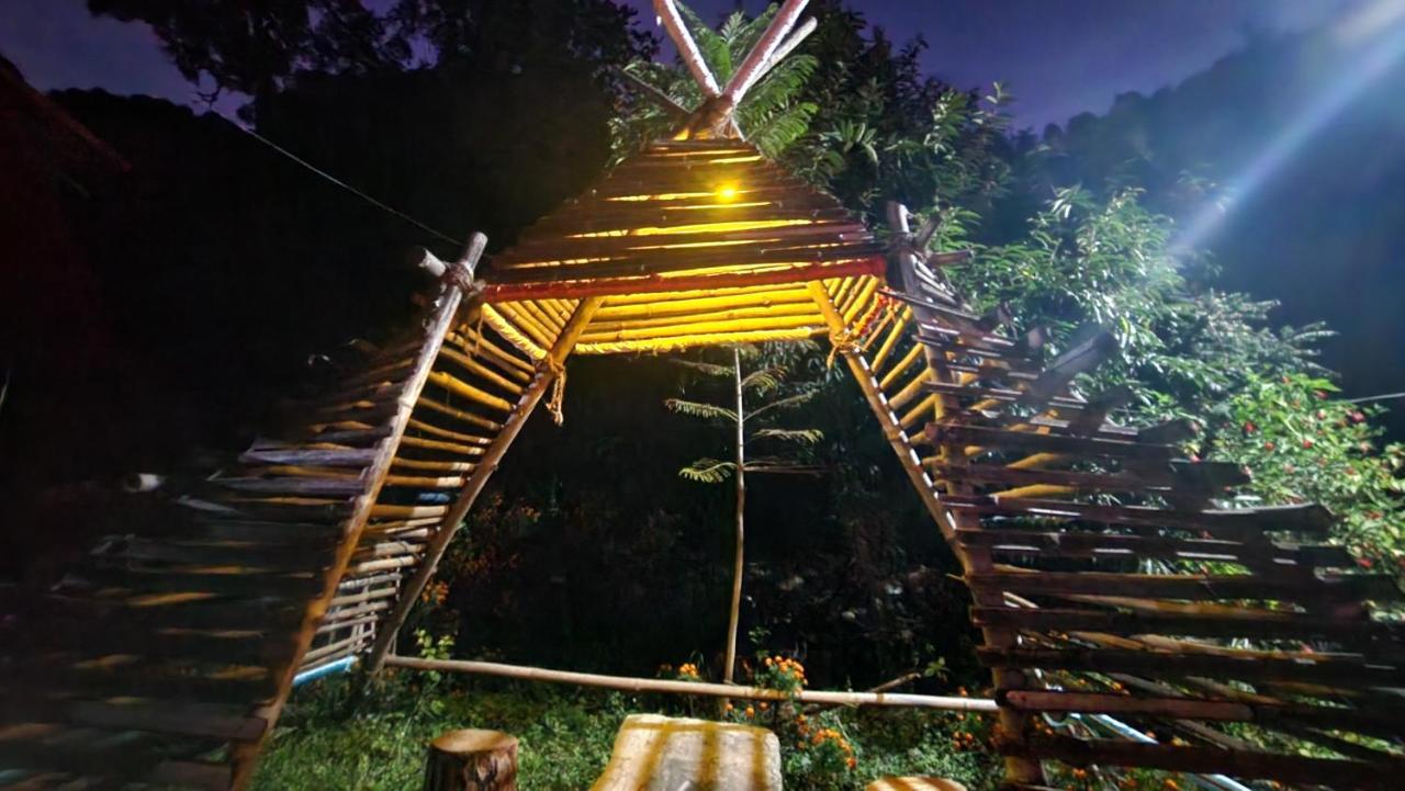 Hobo Huts By The Riverside Panuanaula Exterior foto