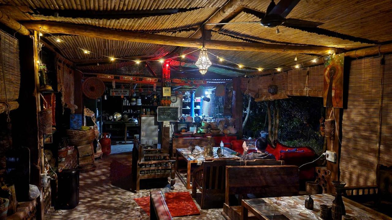Hobo Huts By The Riverside Panuanaula Exterior foto