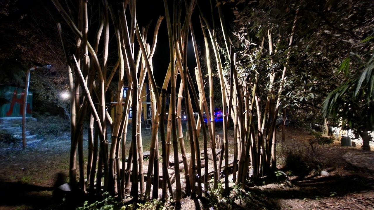 Hobo Huts By The Riverside Panuanaula Exterior foto