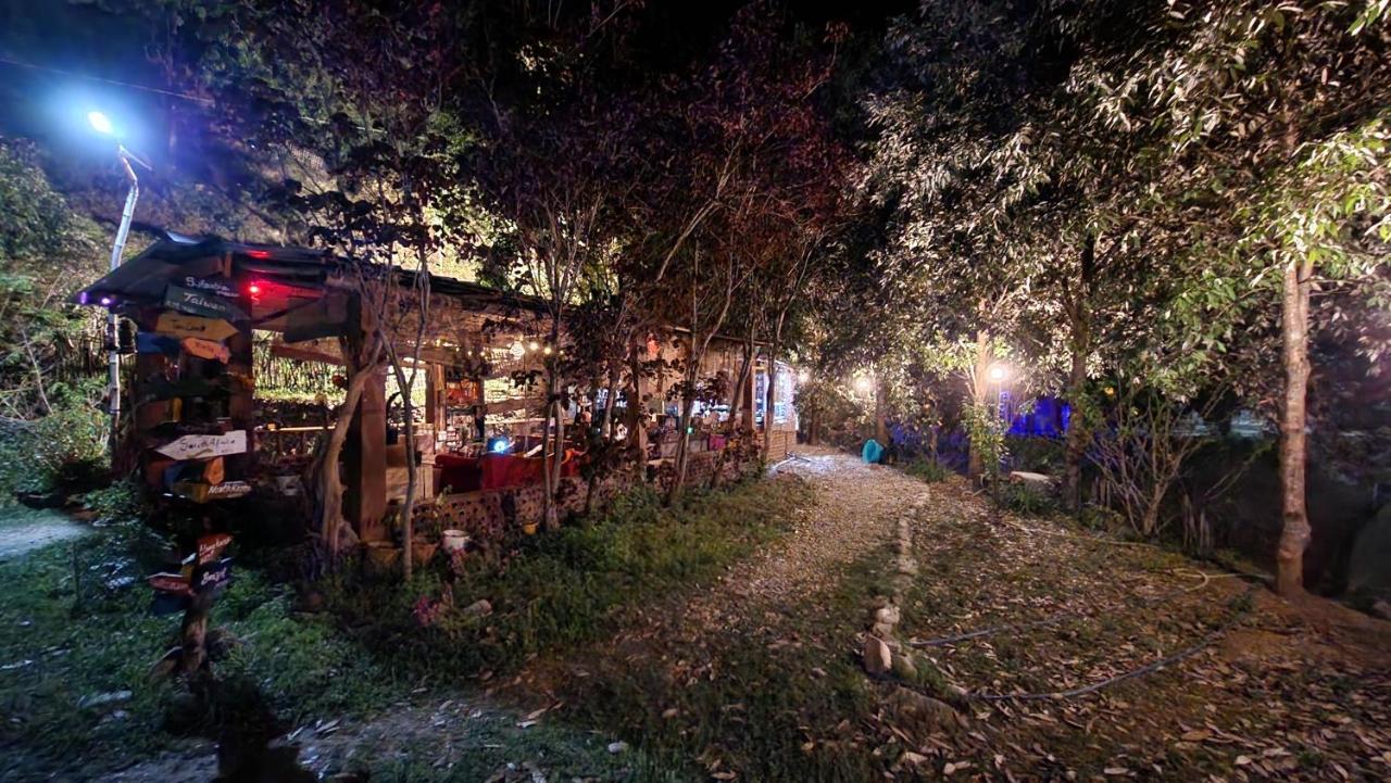 Hobo Huts By The Riverside Panuanaula Exterior foto